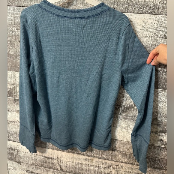 Henley Style Longsleeve - Picture 3 of 3